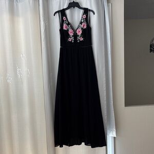 Elegant Black Floral Embroidered Dress